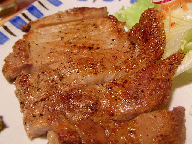 ホエー豚の炙り焼き /